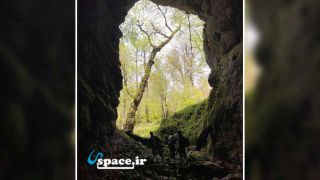 غار آویشو در 39 کیلومتری اقامتگاه بوم گردی کلبه چوبی ماسال - گیلان
